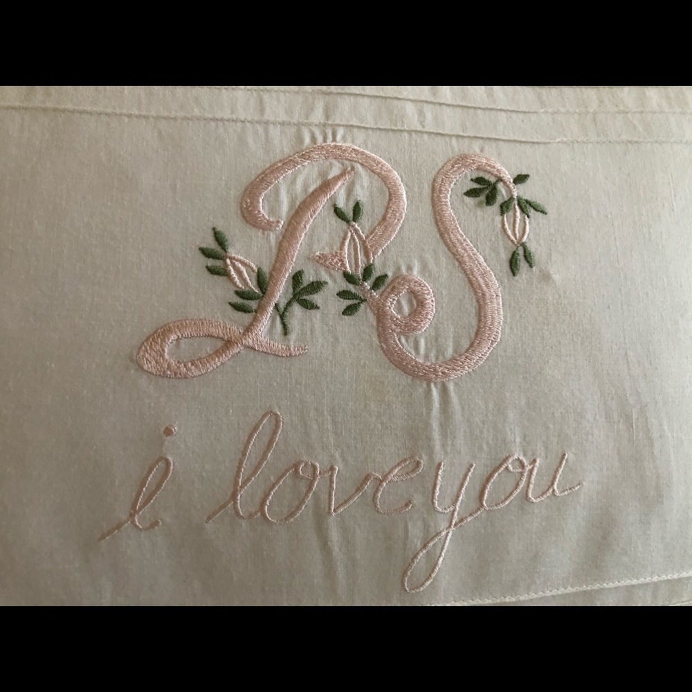 “Hugs”, “Kisses”, “PS I Love You”. Set of 3 Decorative Pillows.